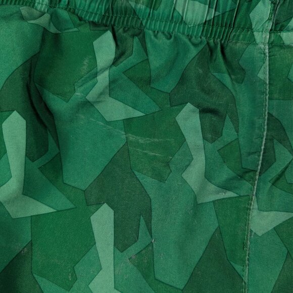 Umbro Soccer Shorts Boys Youth XLarge Geometric Nylon Mesh Green Aztec Print - Picture 10 of 13